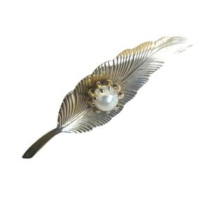 Vintage Art Nouveau Feather Faux Pearl Gold Tone Silvertone Metal Brooch